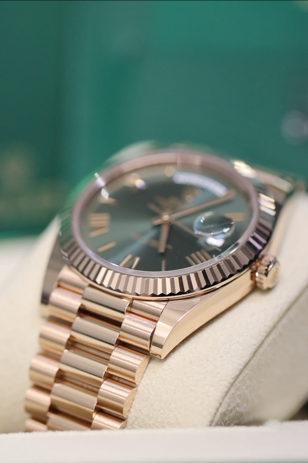 2023 Rolex Day-Date Olive Everose - 228235