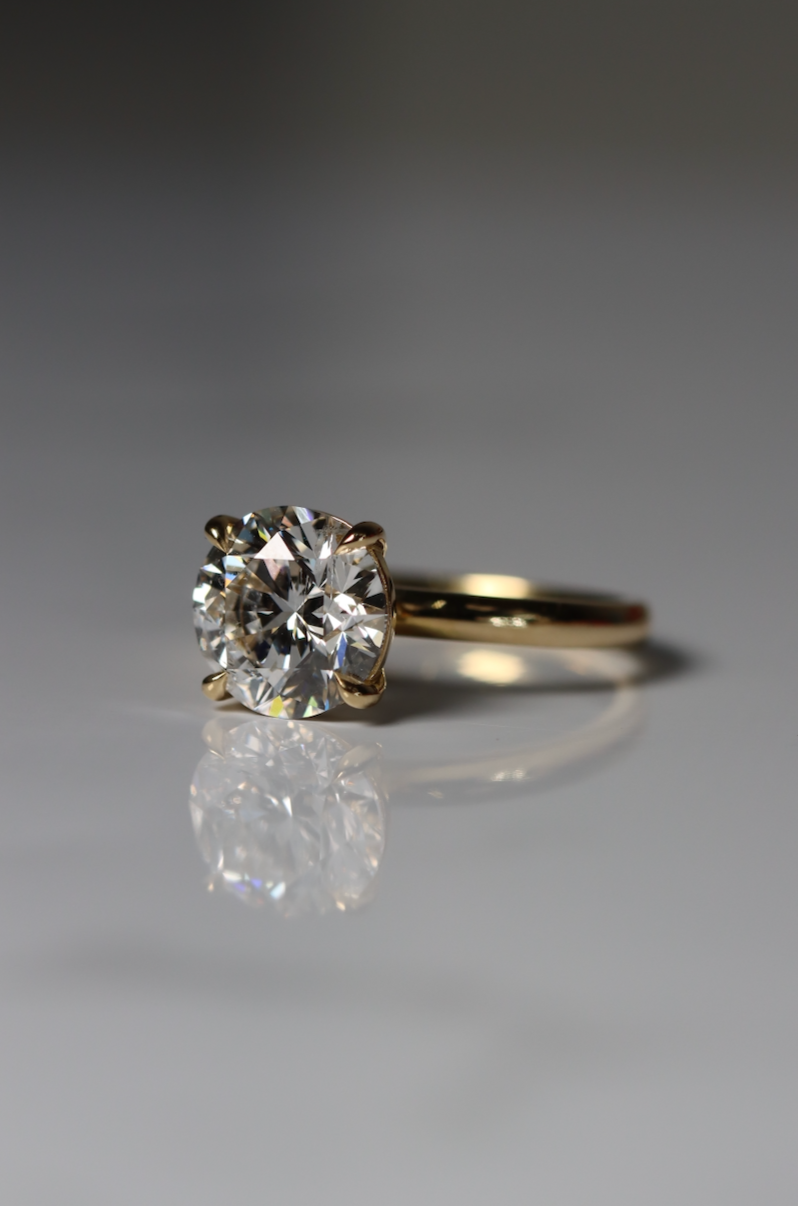Round Brilliant Solitaire Engagment Ring - 3.05ct