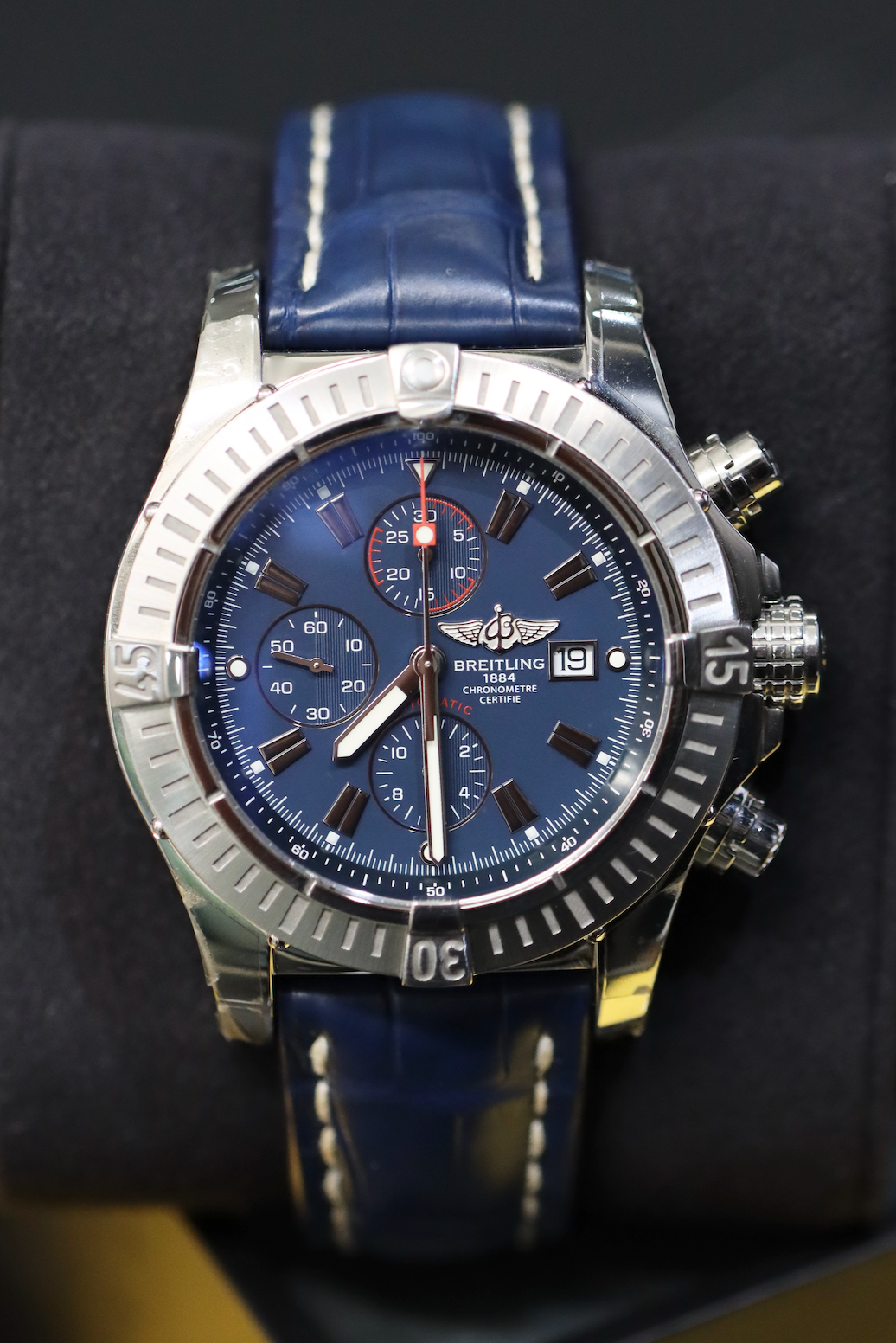 Breilting Super Avenger 48MM - A13370