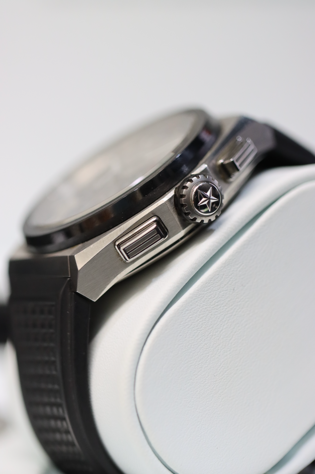 Zenith Defy El Primero 21 - TITANIUM